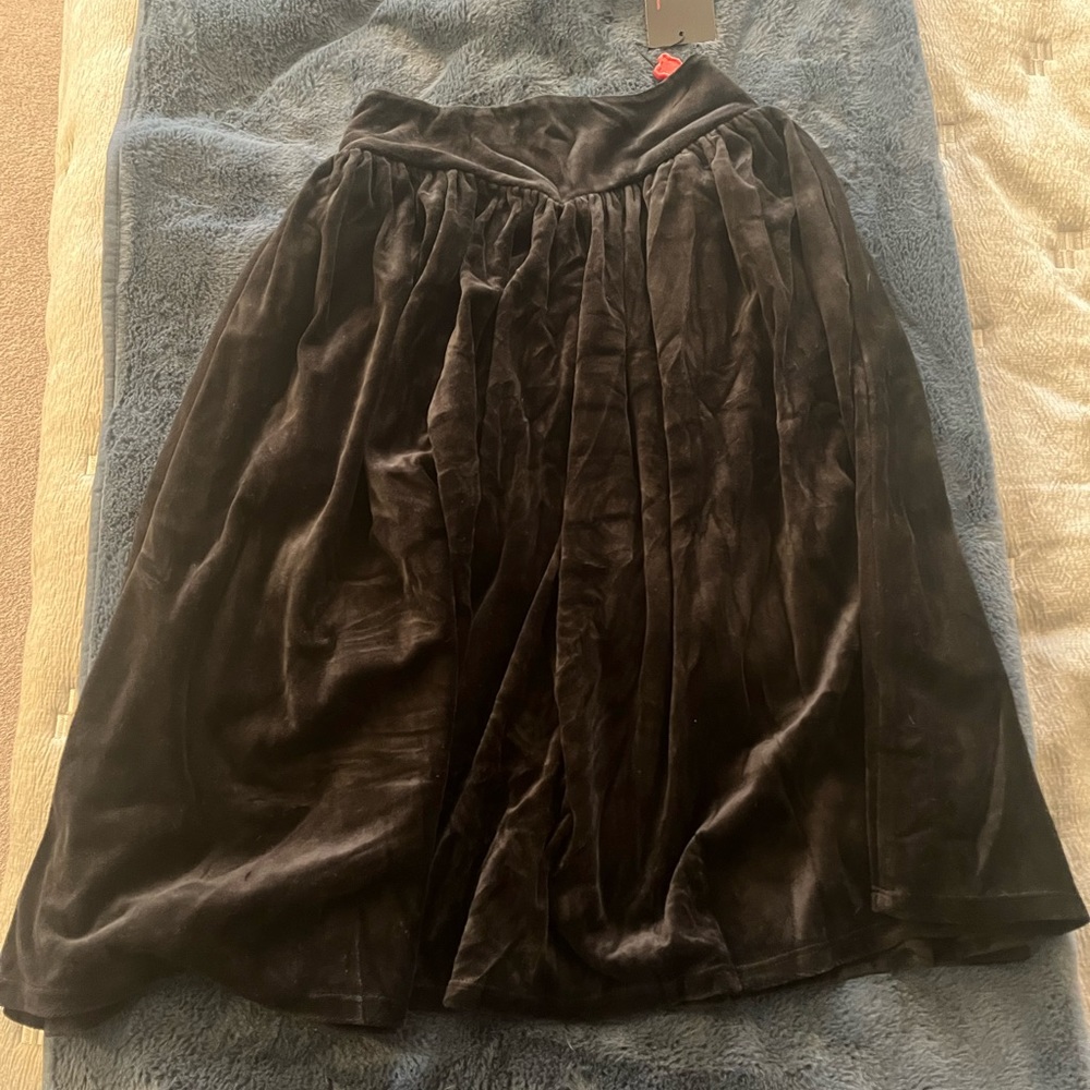 La Femme en Noir Gothic Tales skirt